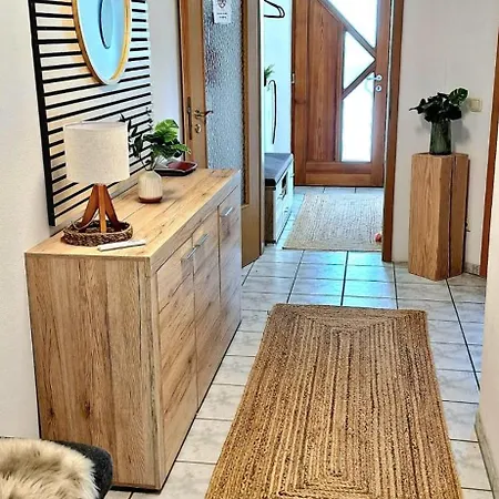 Nussbaum In Bayern, Ruhe Und Apartment